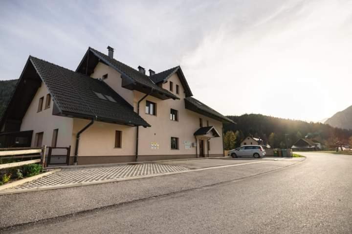 Pr Anzico Apartman Kranjska Gora Kültér fotó